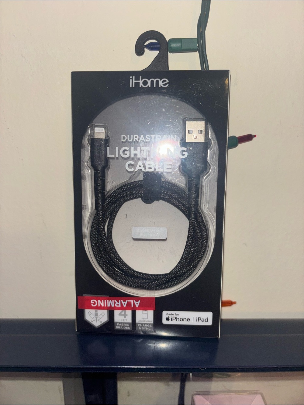 iHome Lightning Charge & Sync Cable - Black and White Packaging